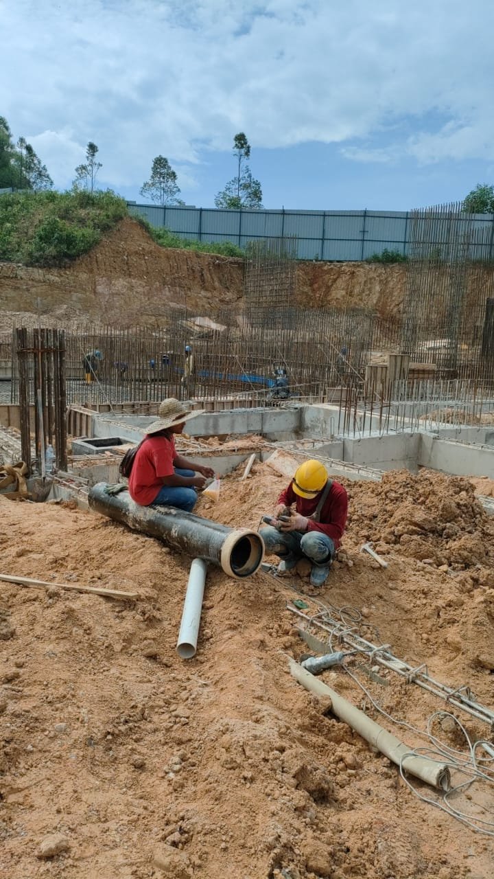 Internal plumbing pipe installation at The Jalil