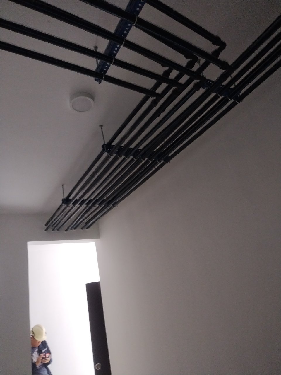 Building pipe refurbishment work